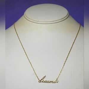 Simple Gold Tone Dreamer Necklace
